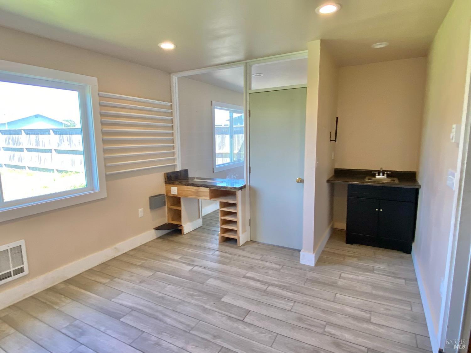 31945 Johnson Lane Fort Bragg CA 95437