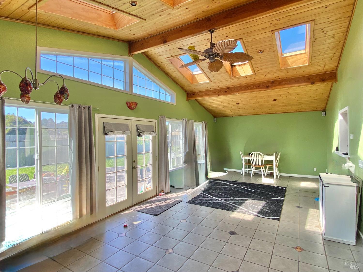 31945 Johnson Lane Fort Bragg CA 95437