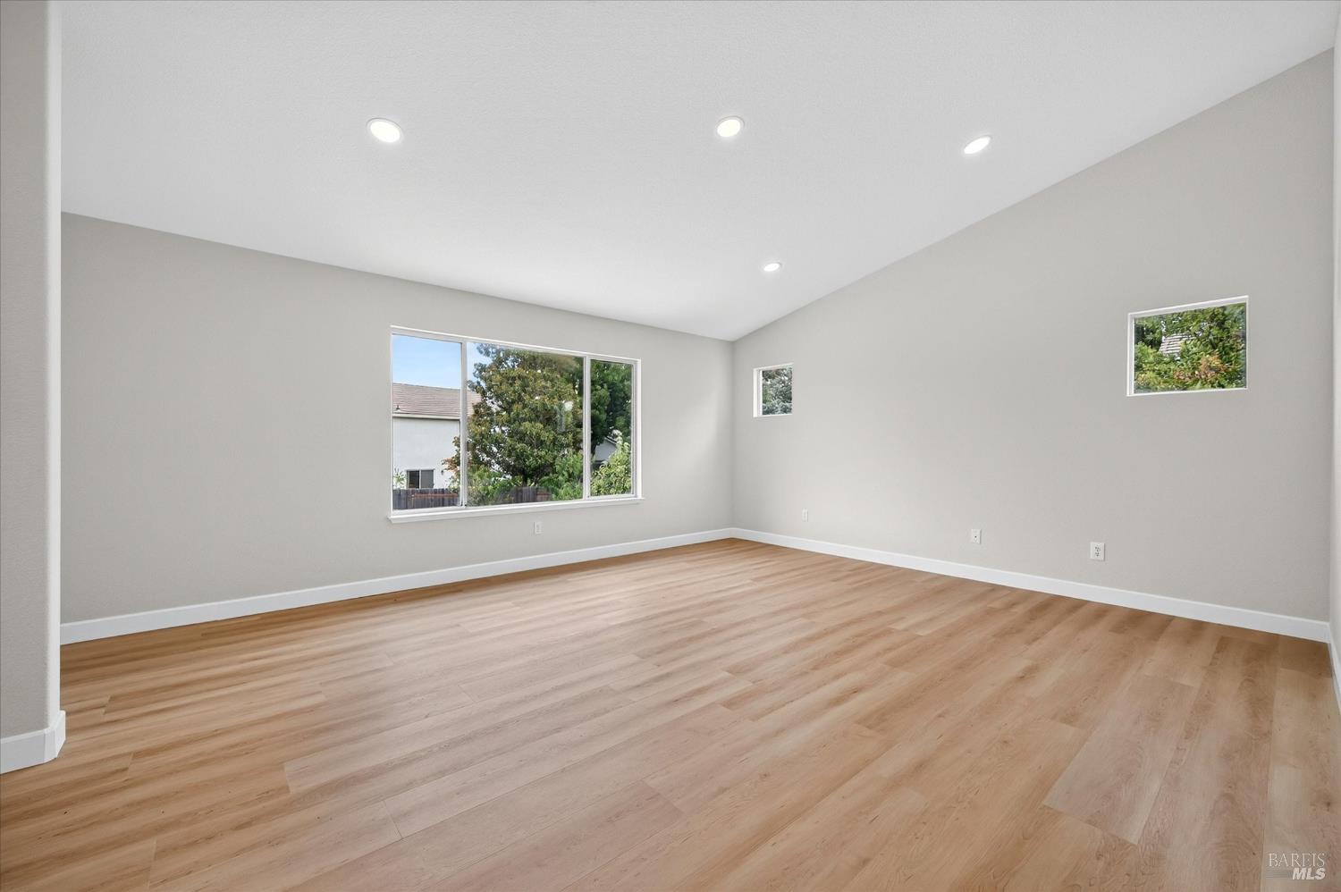 2022 Cliffwood Drive Fairfield CA 94534