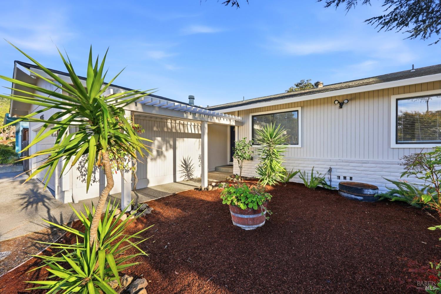 4906 Fernglen Drive Santa Rosa CA 95405