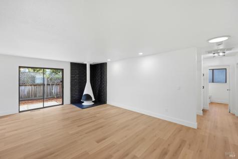4906 Fernglen Drive Santa Rosa CA 95405