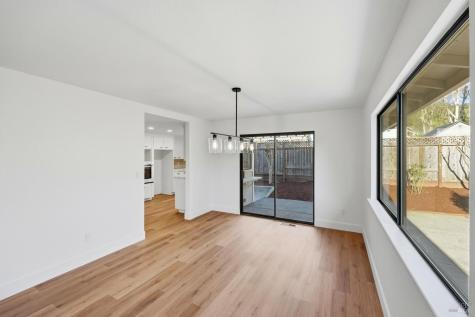 4906 Fernglen Drive Santa Rosa CA 95405