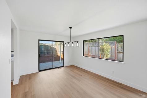 4906 Fernglen Drive Santa Rosa CA 95405