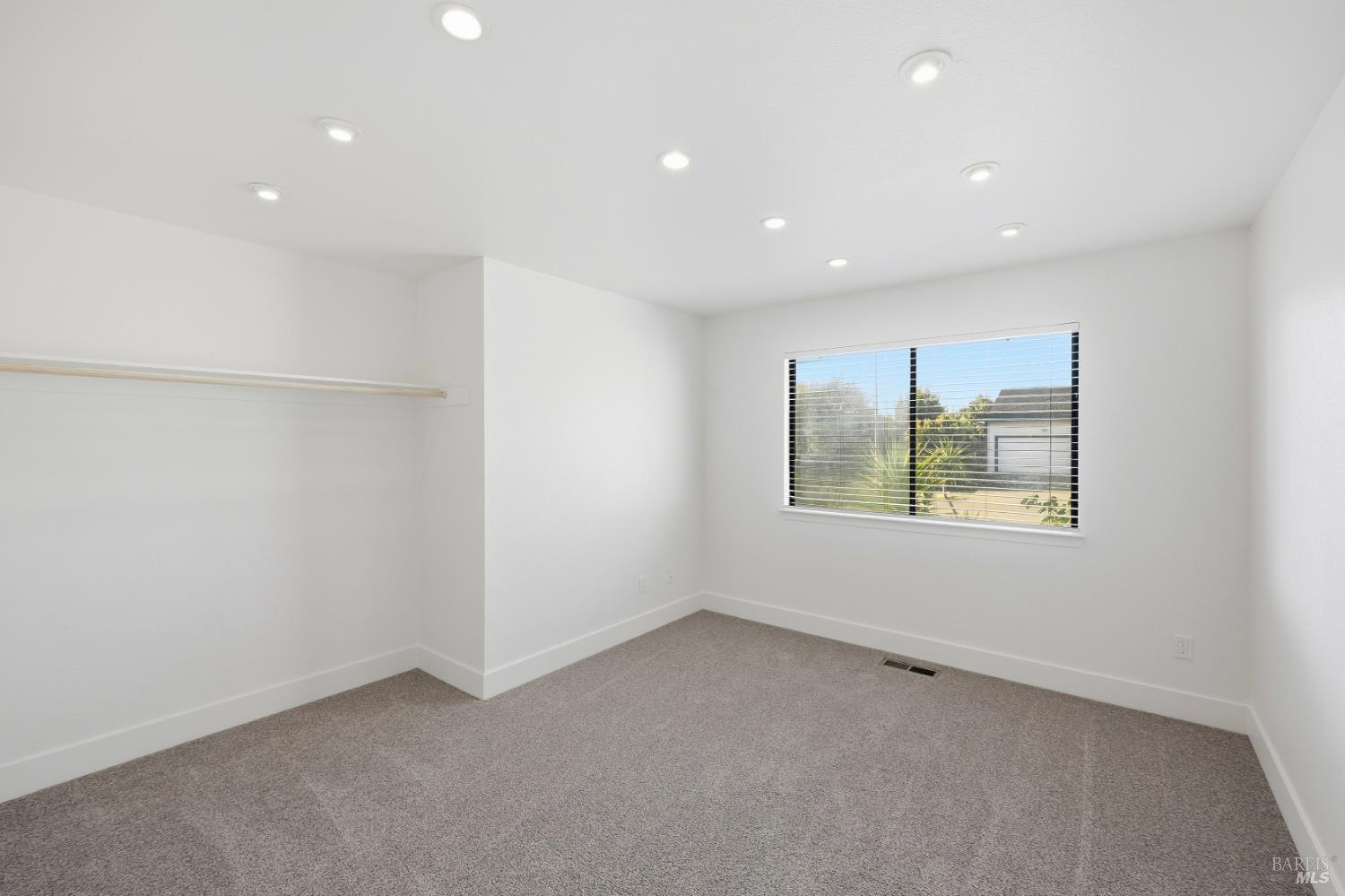 4906 Fernglen Drive Santa Rosa CA 95405