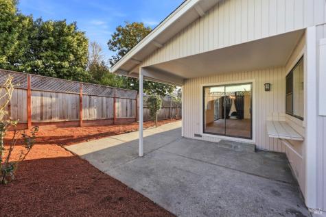 4906 Fernglen Drive Santa Rosa CA 95405