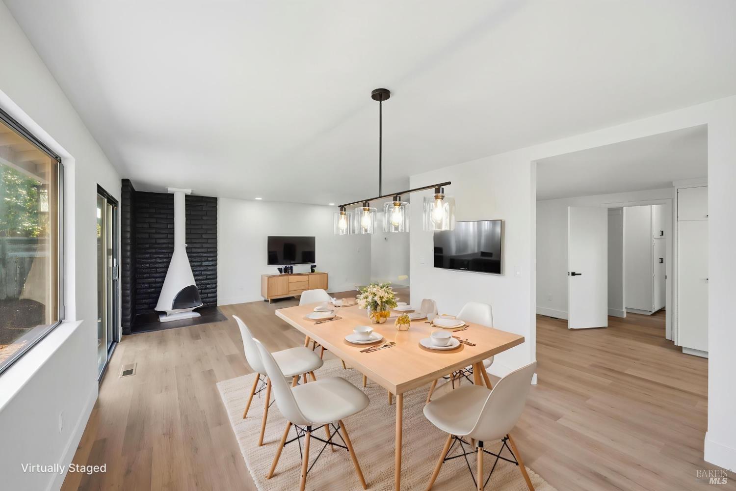 4906 Fernglen Drive Santa Rosa CA 95405