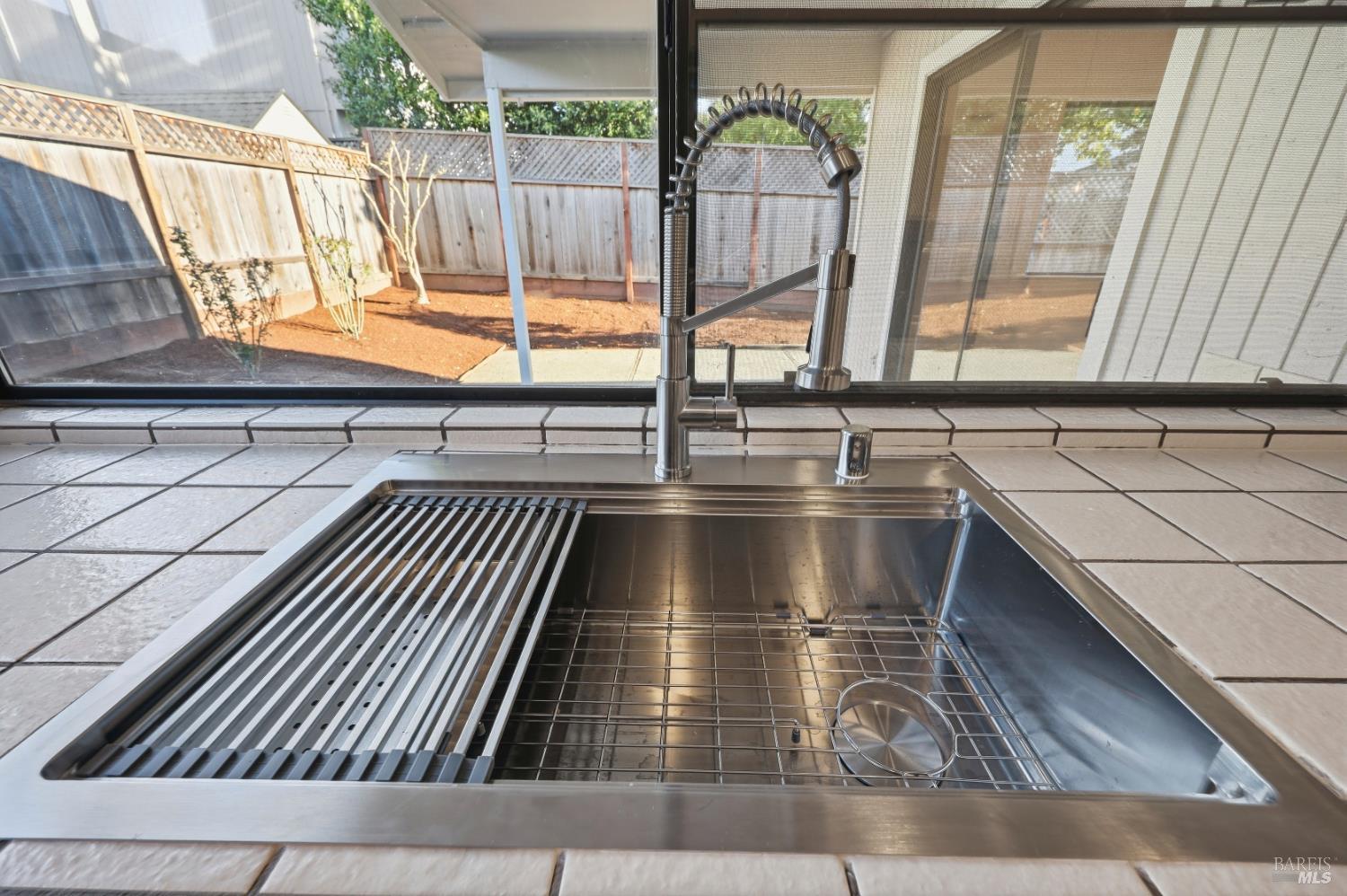 4906 Fernglen Drive Santa Rosa CA 95405