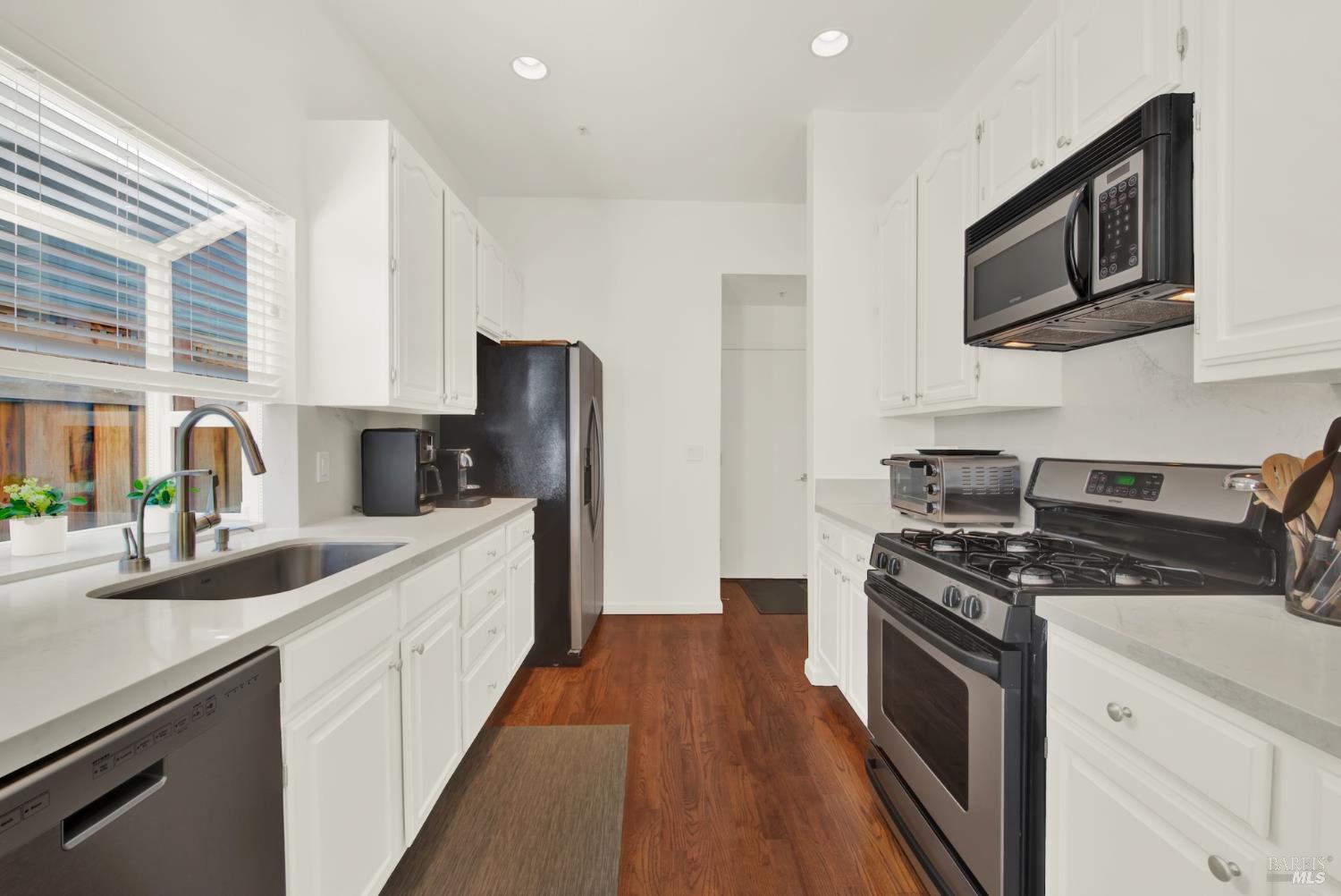38 Sage Way Napa CA 94559