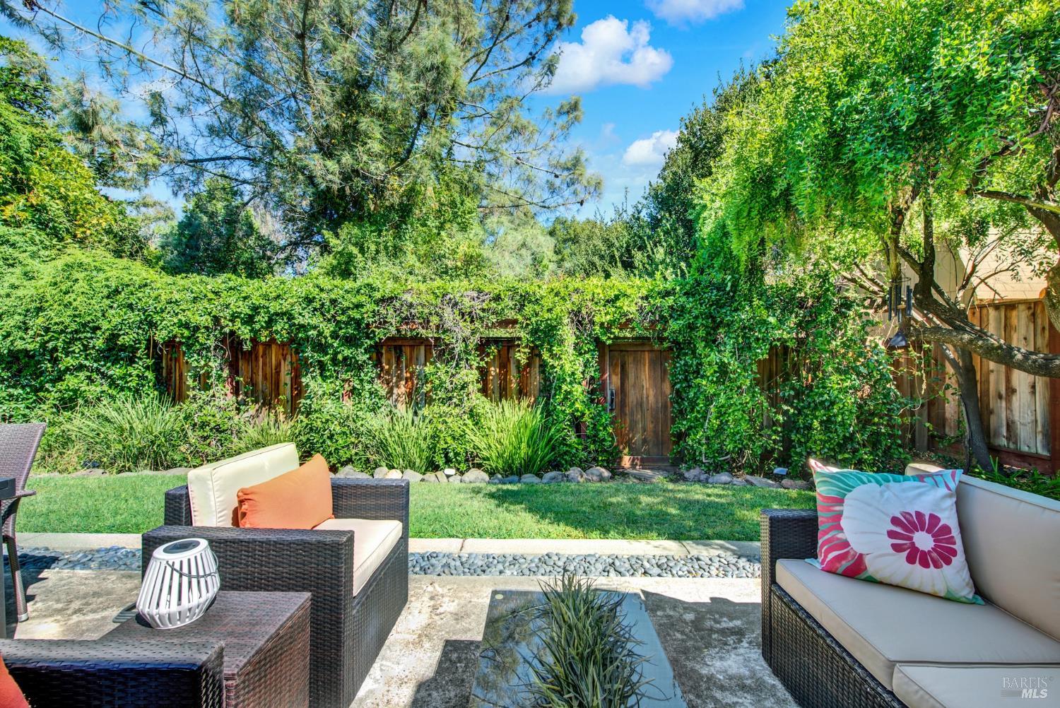 38 Sage Way Napa CA 94559