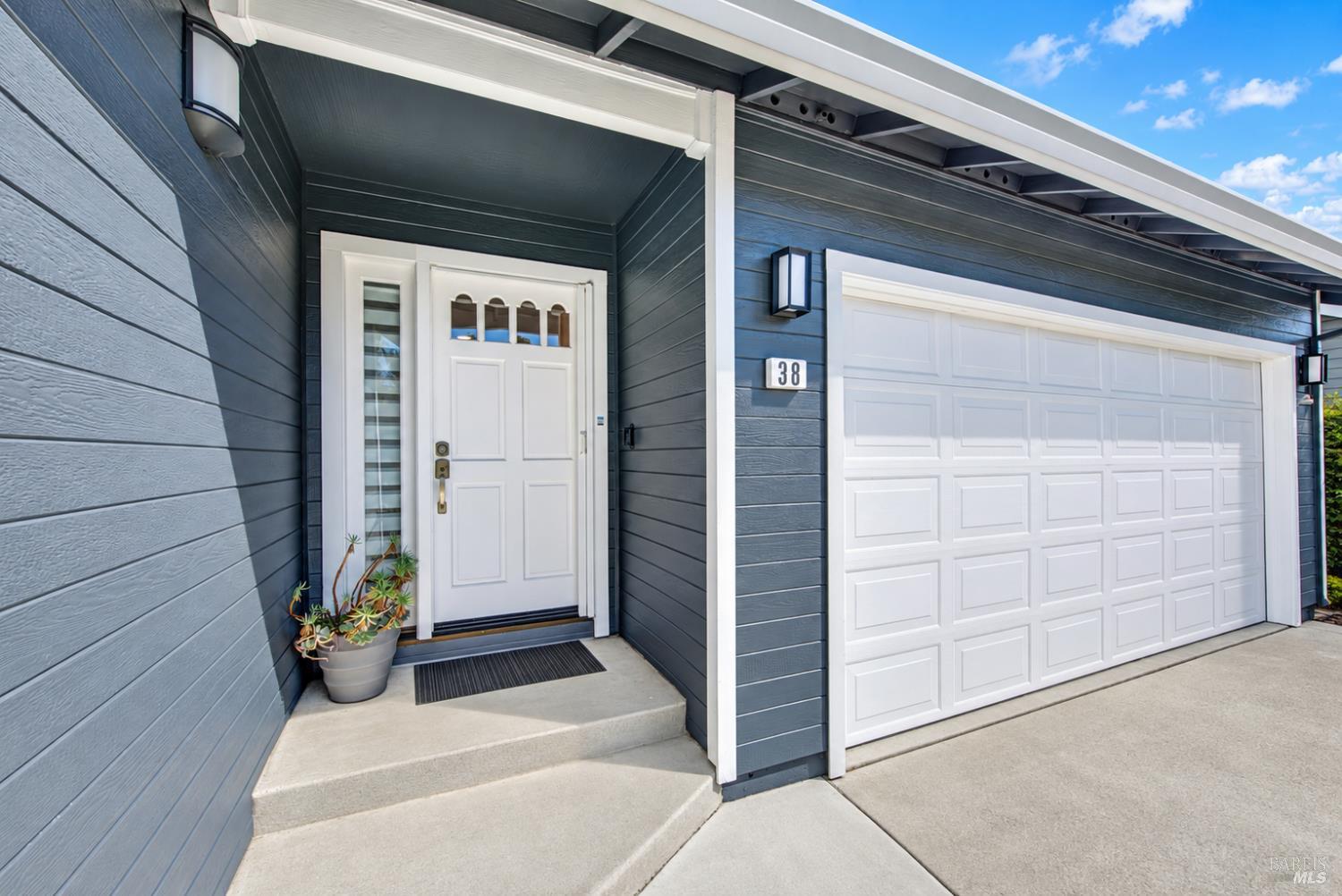 38 Sage Way Napa CA 94559