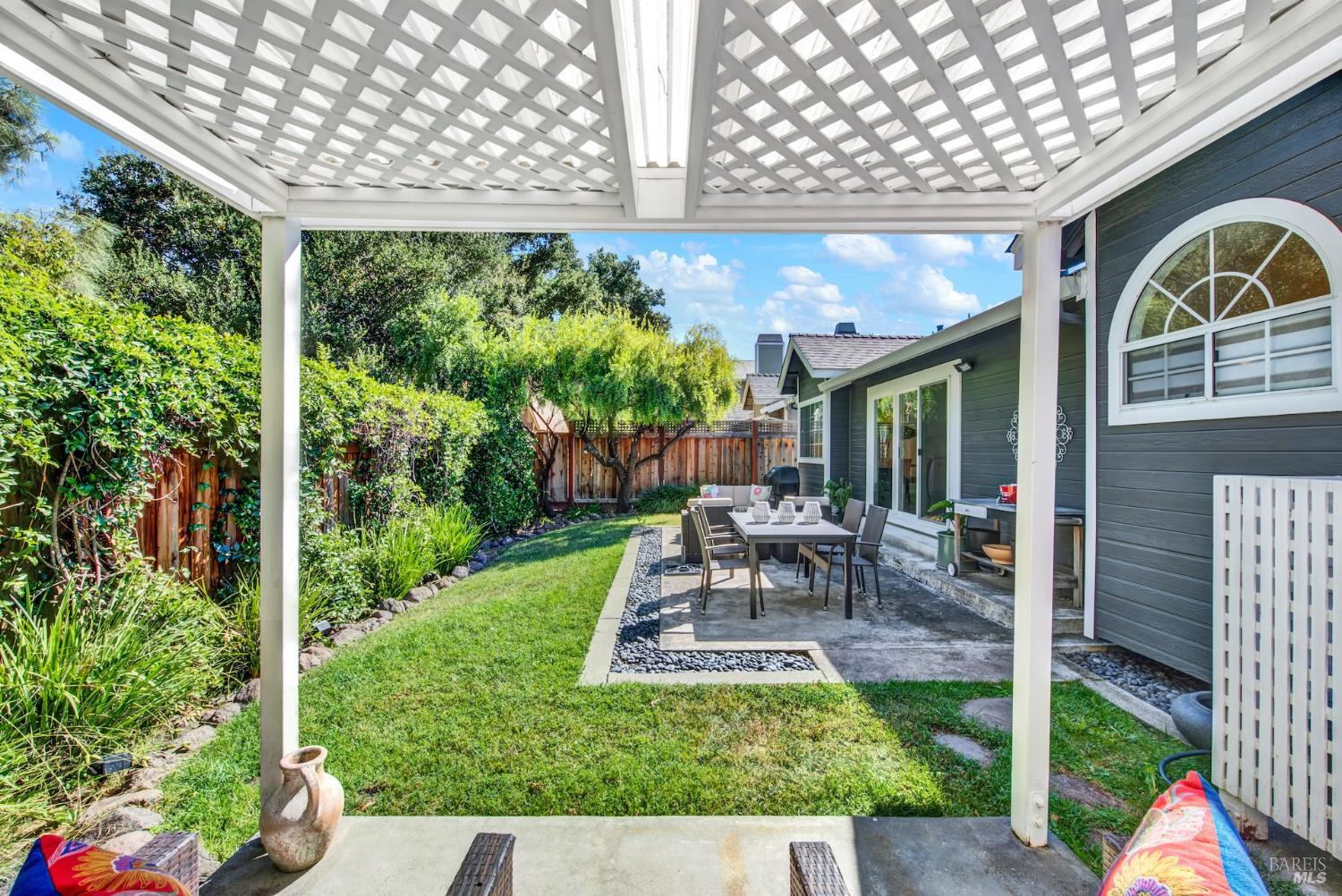 38 Sage Way Napa CA 94559