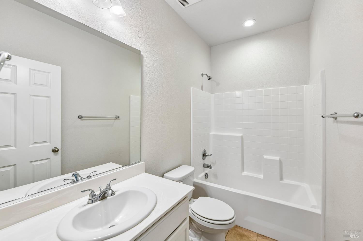 1680 Gold Street Dixon CA 95620