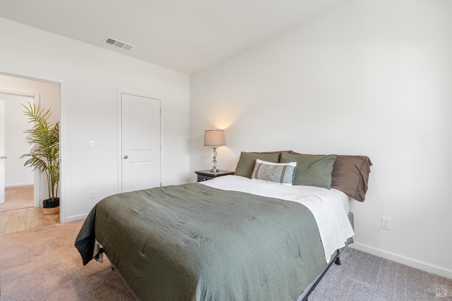 670 Bluebird Drive Dixon CA 95620