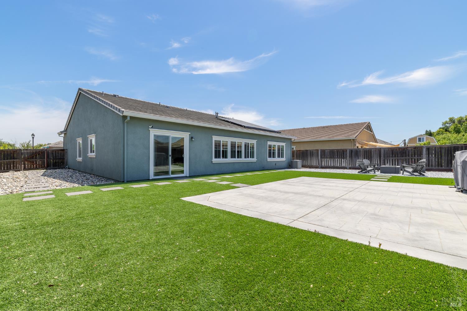 670 Bluebird Drive Dixon CA 95620