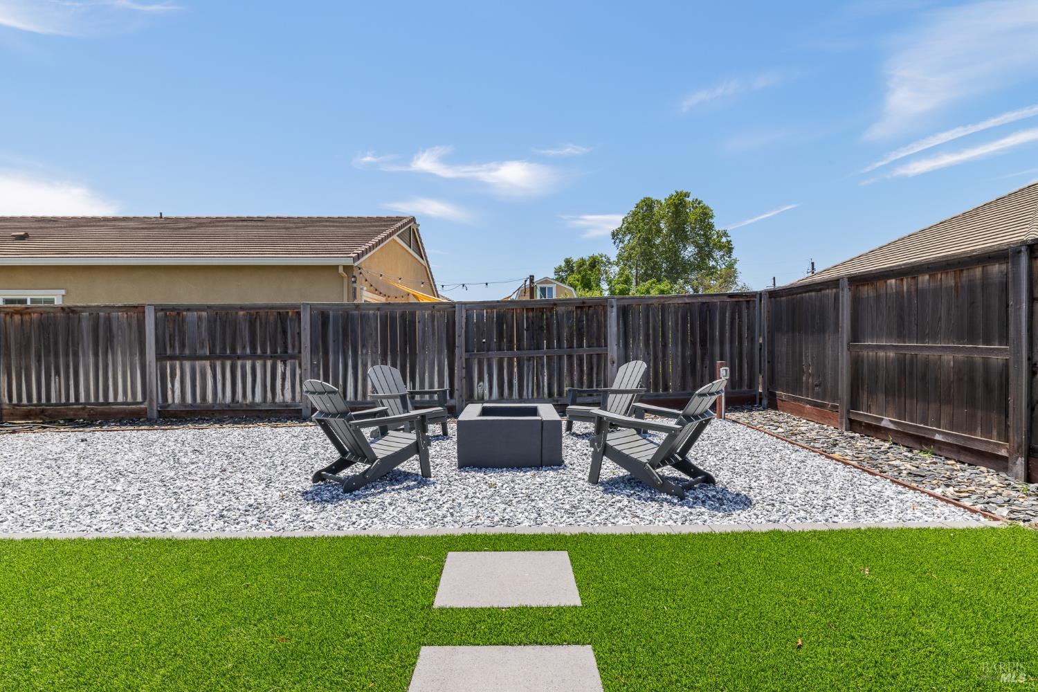 670 Bluebird Drive Dixon CA 95620