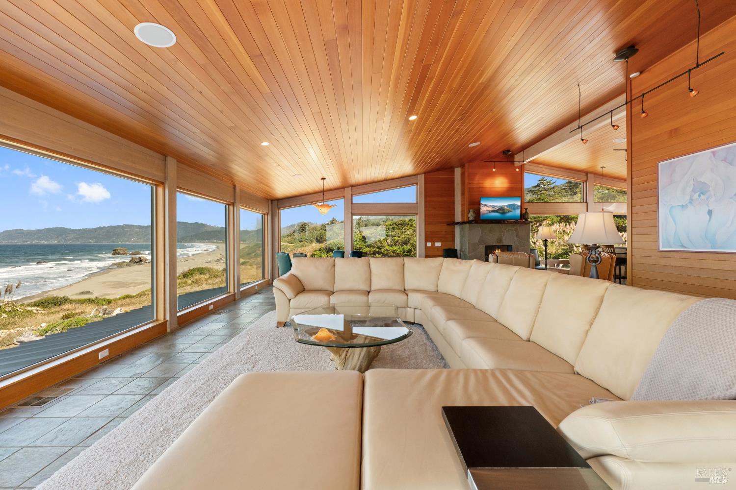 405 Island View Drive Smith River CA 95567