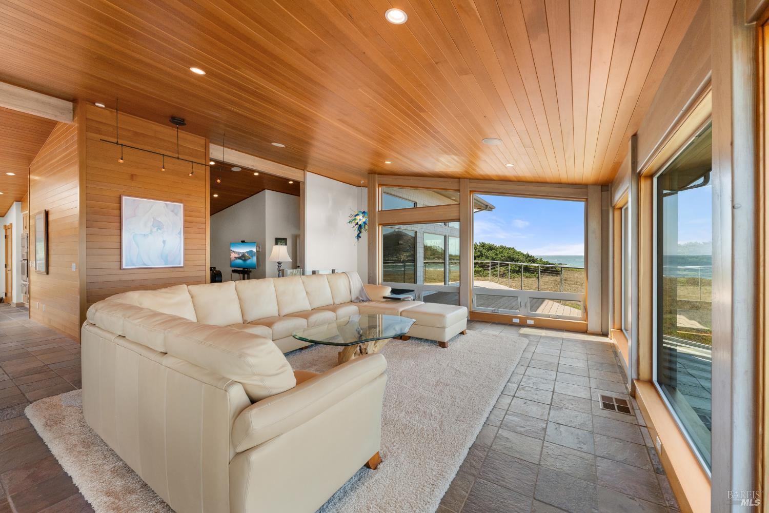 405 Island View Drive Smith River CA 95567
