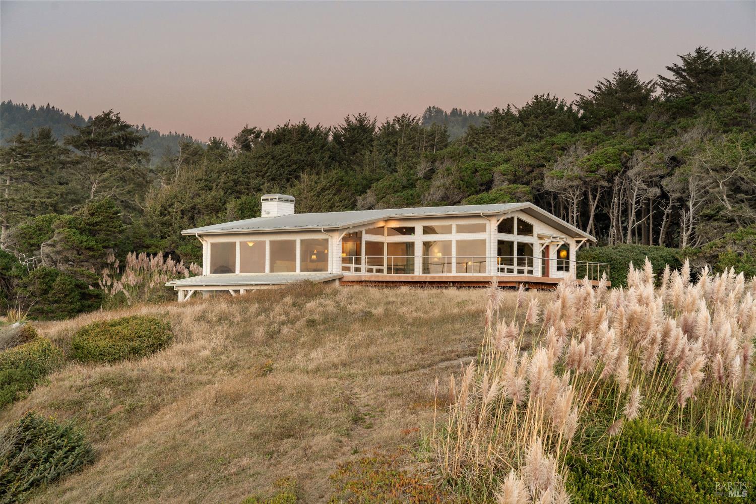 405 Island View Drive Smith River CA 95567