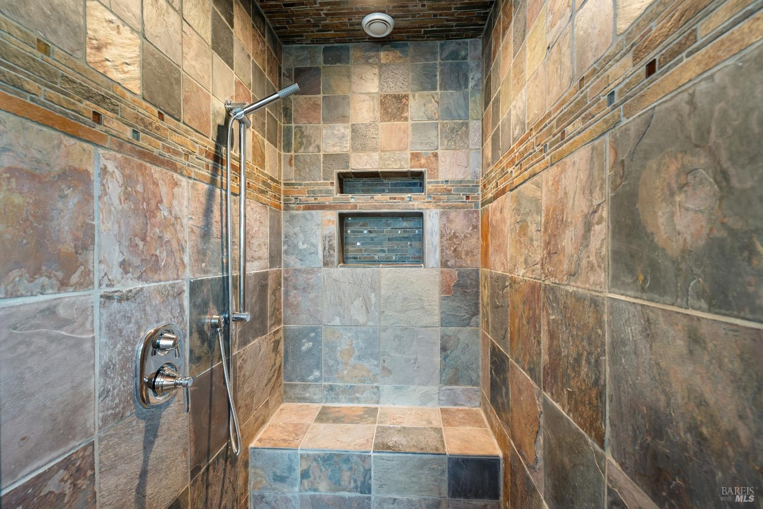 405 Island View Drive Smith River CA 95567