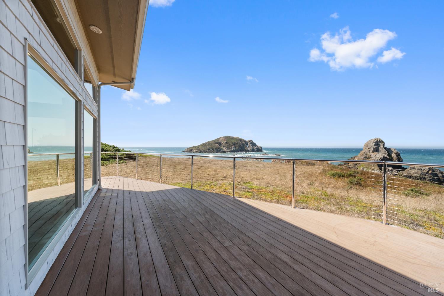 405 Island View Drive Smith River CA 95567