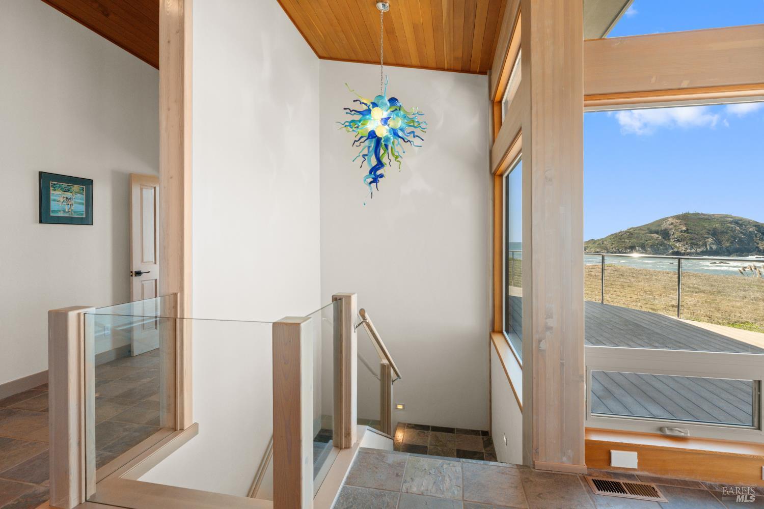 405 Island View Drive Smith River CA 95567