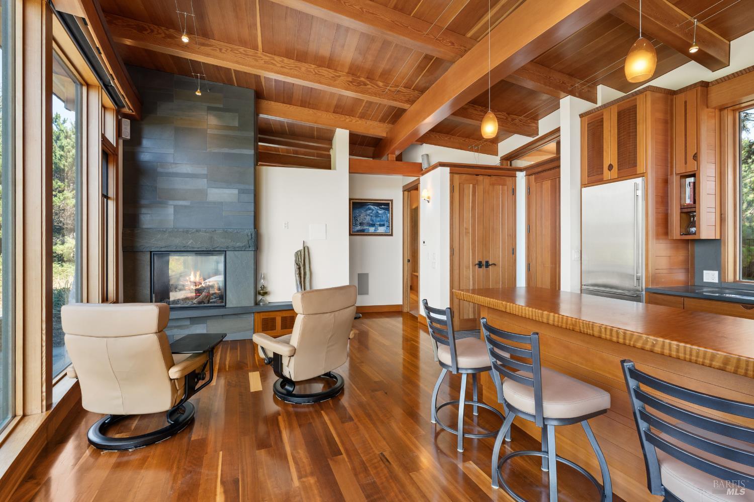 405 Island View Drive Smith River CA 95567