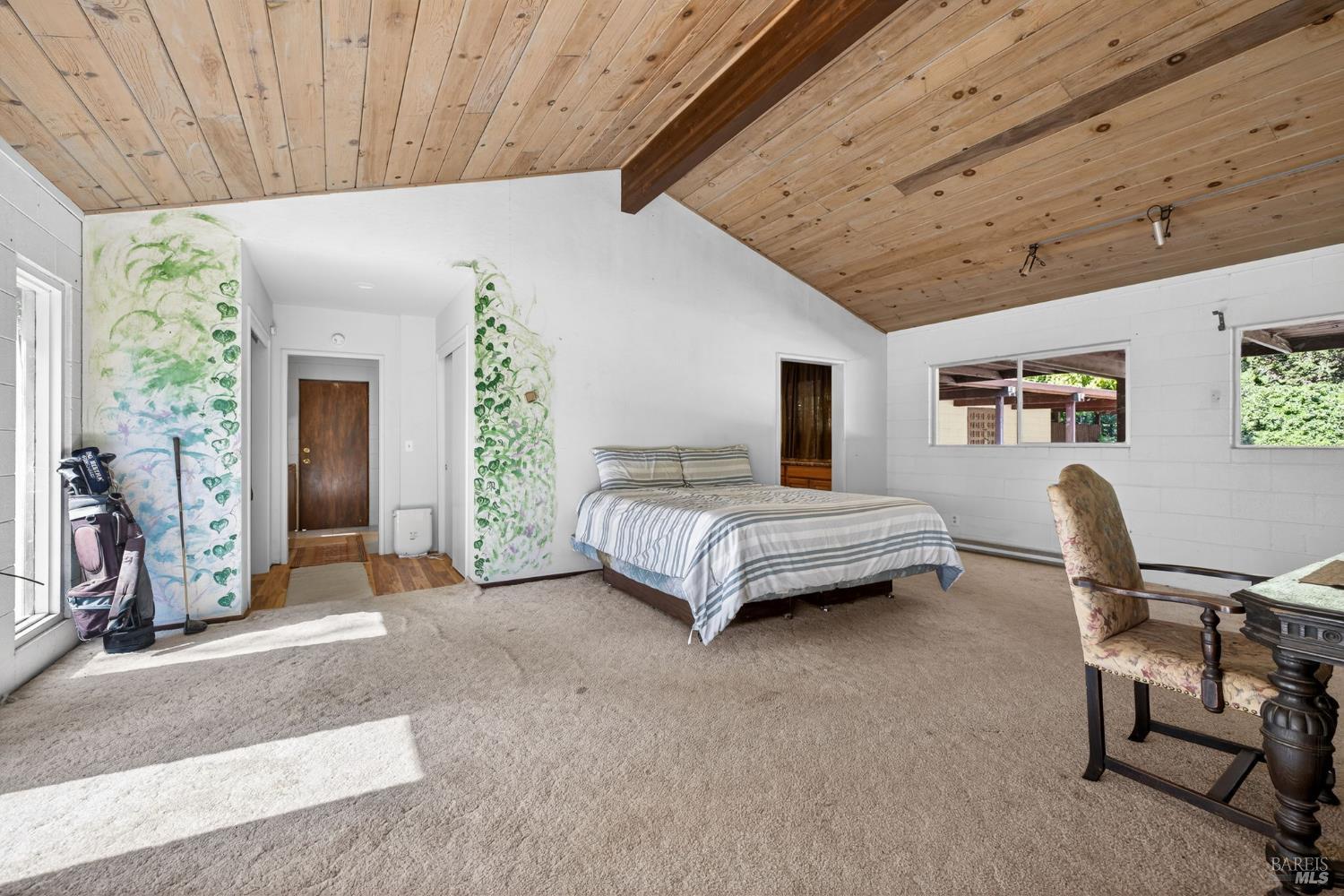 3320 Redwood Road Napa CA 94558
