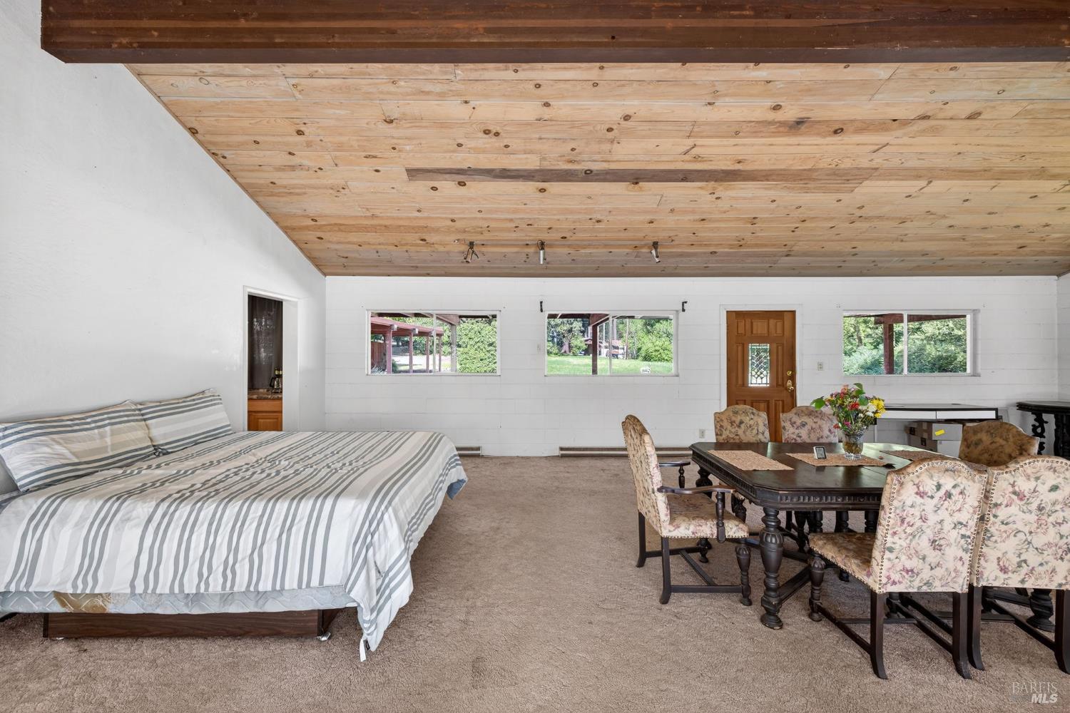 3320 Redwood Road Napa CA 94558
