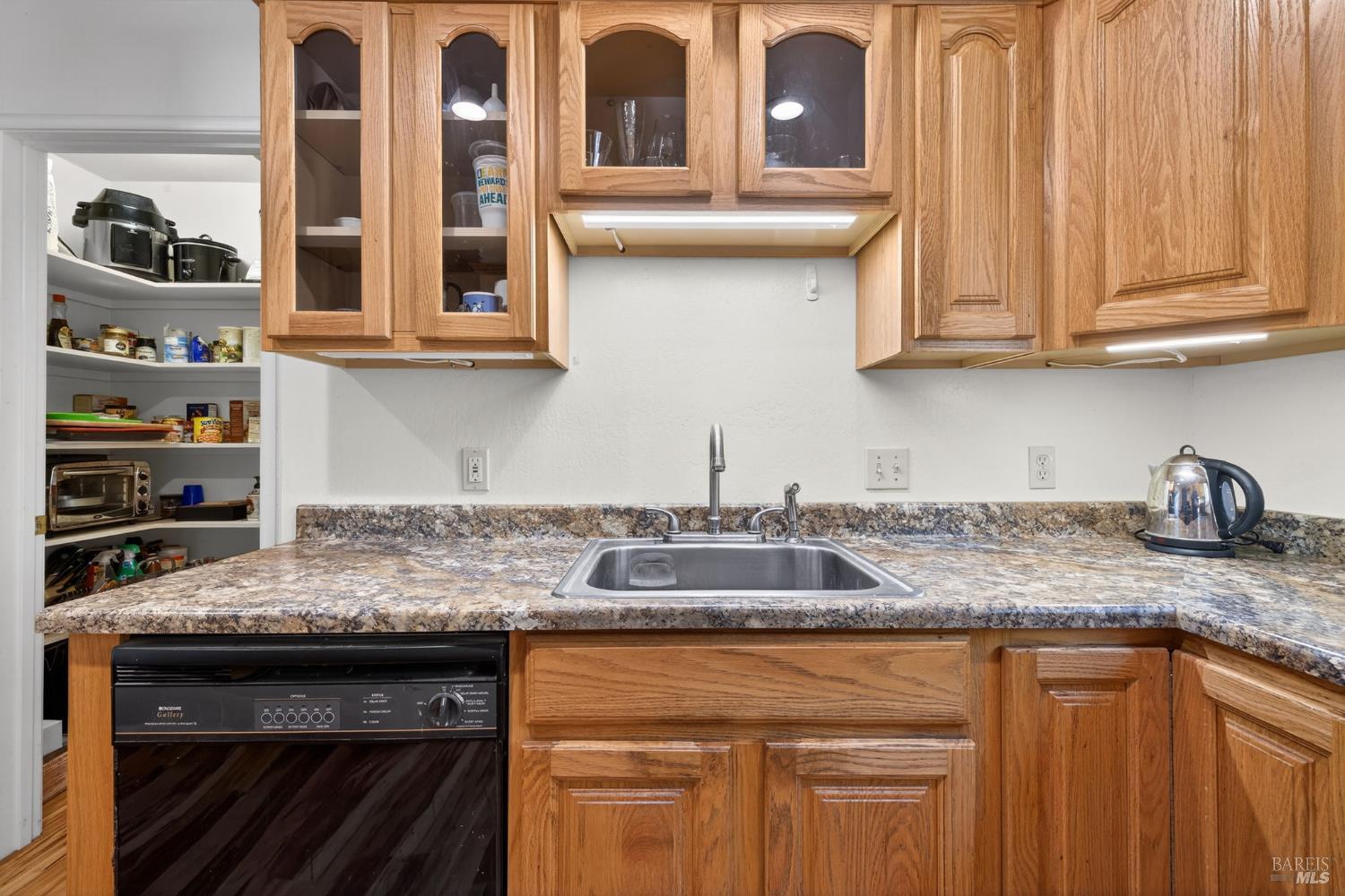 3320 Redwood Road Napa CA 94558