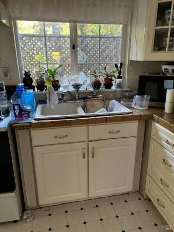 10113 /field Lane Forestville CA 95436