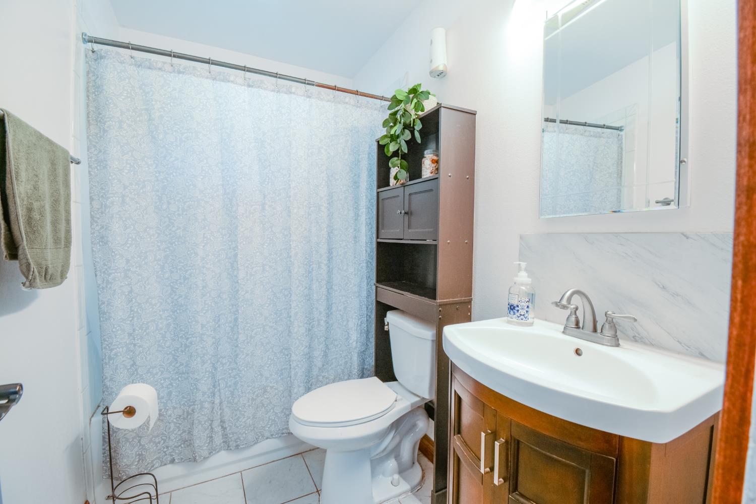 26942 Madison Street Esparto CA 95627