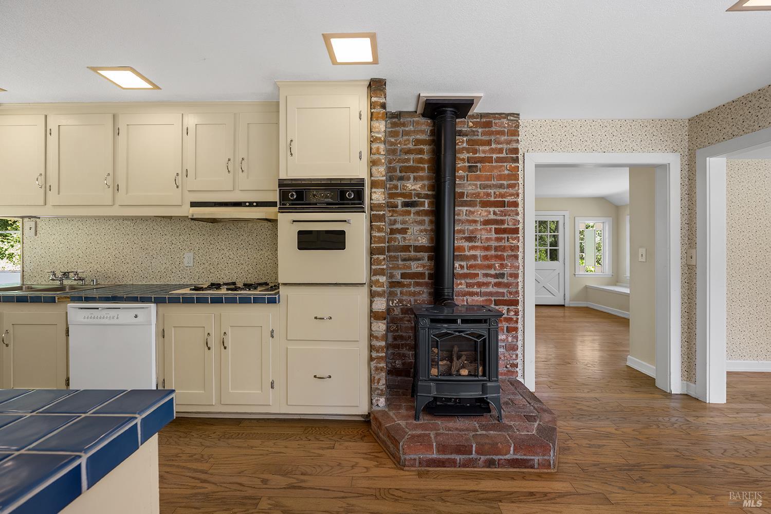 2755 Dyer Avenue Sebastopol CA 95472