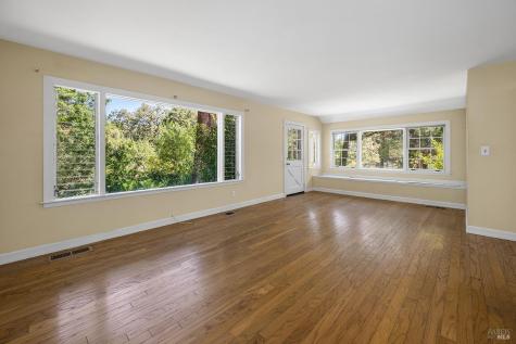 2755 Dyer Avenue Sebastopol CA 95472