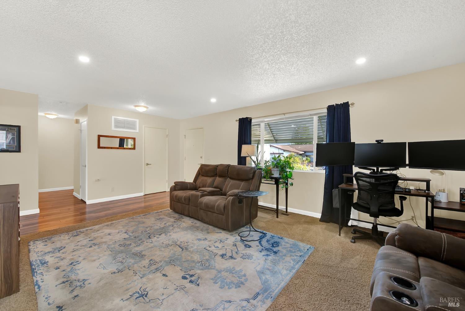 175 Carlsbad Circle Vacaville CA 95687
