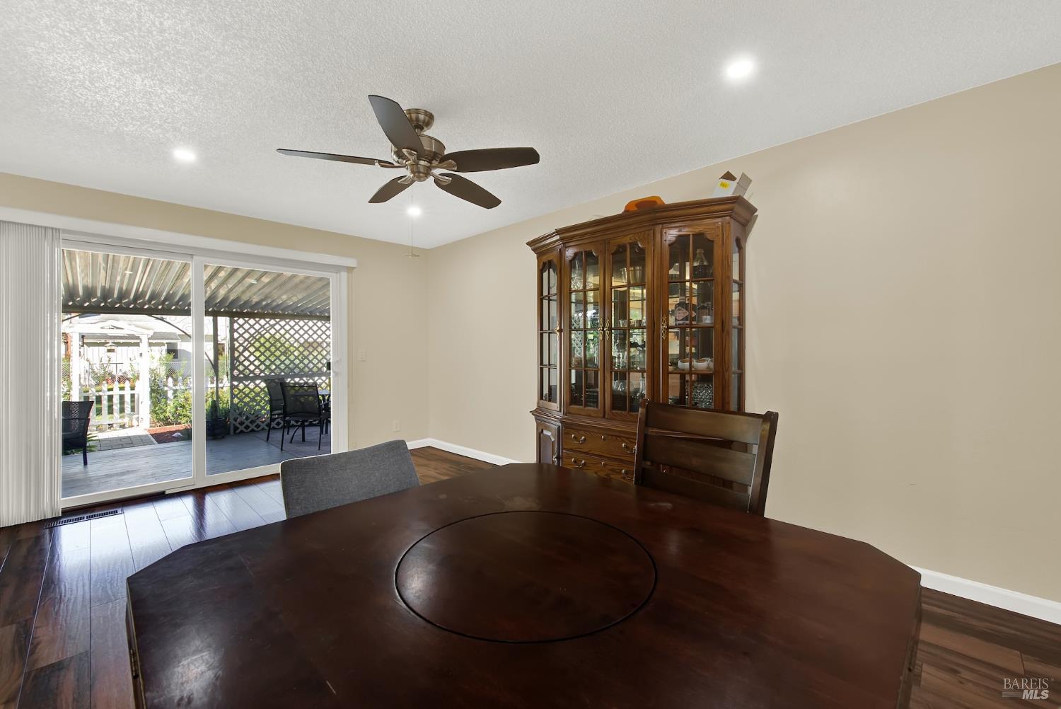 175 Carlsbad Circle Vacaville CA 95687