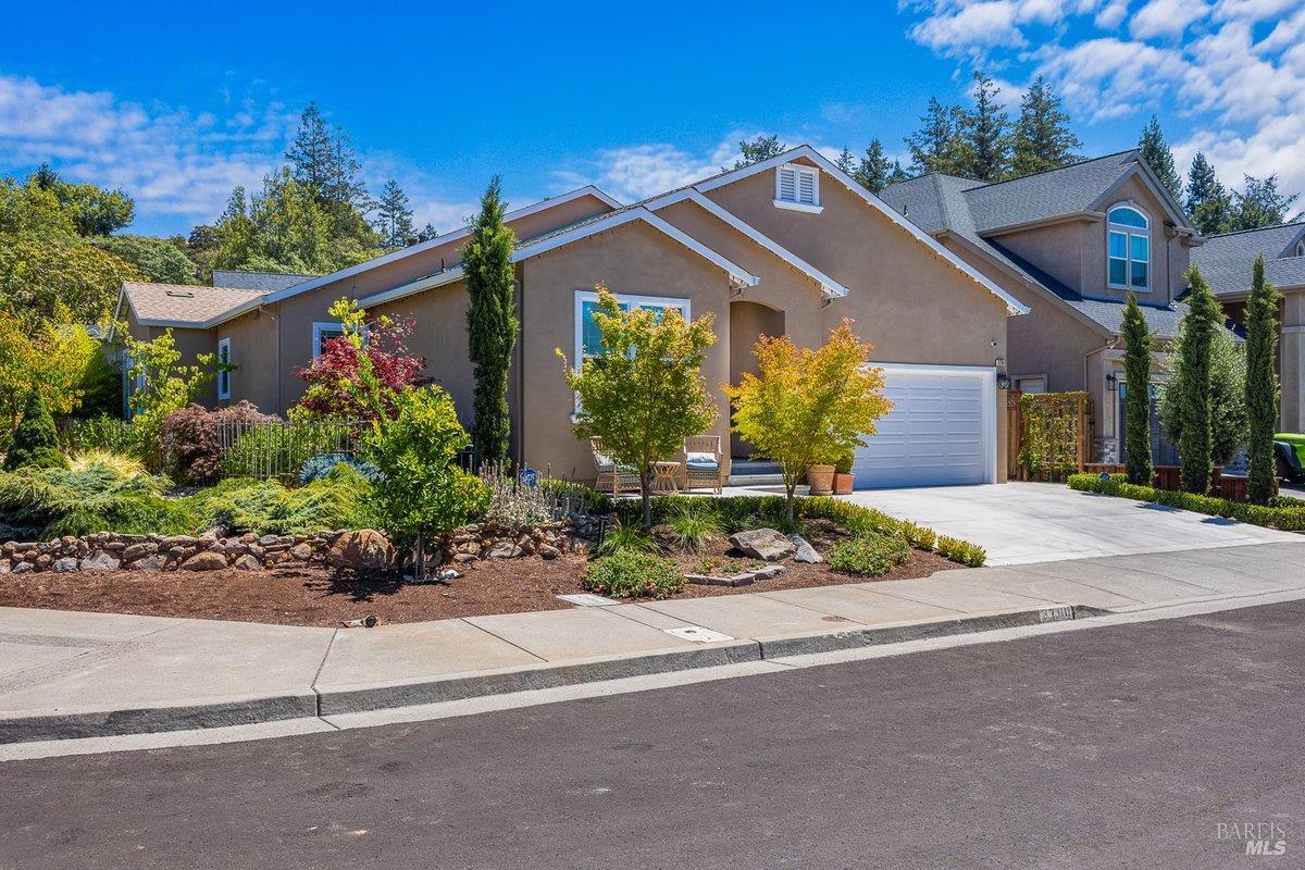 3700 Paxton Place Santa Rosa CA 95404