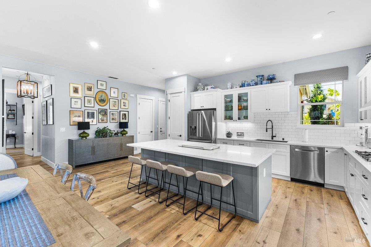 3700 Paxton Place Santa Rosa CA 95404