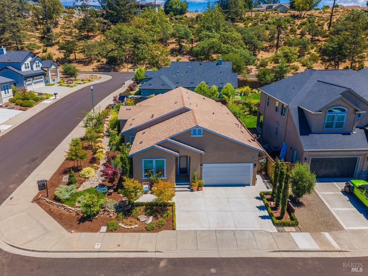 3700 Paxton Place Santa Rosa CA 95404