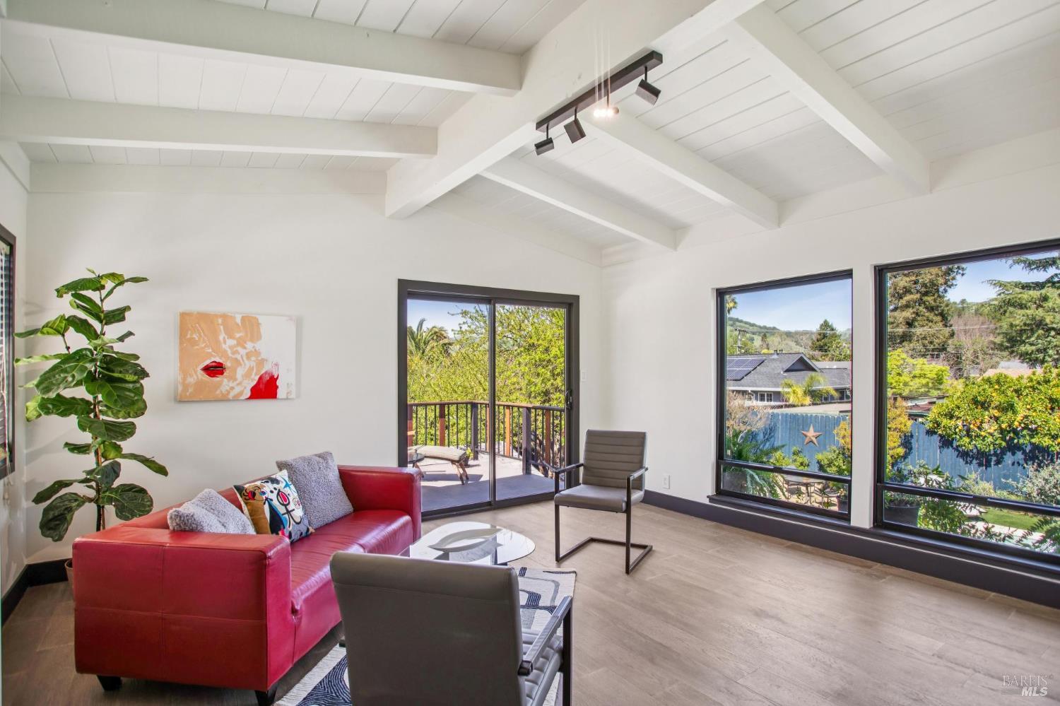 2100 Center Road Novato CA 94947