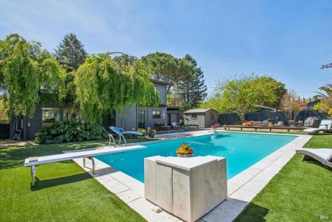 2100 Center Road Novato CA 94947