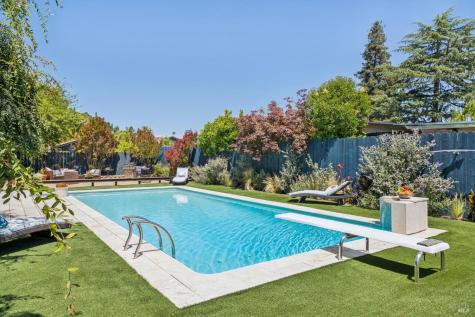 2100 Center Road Novato CA 94947