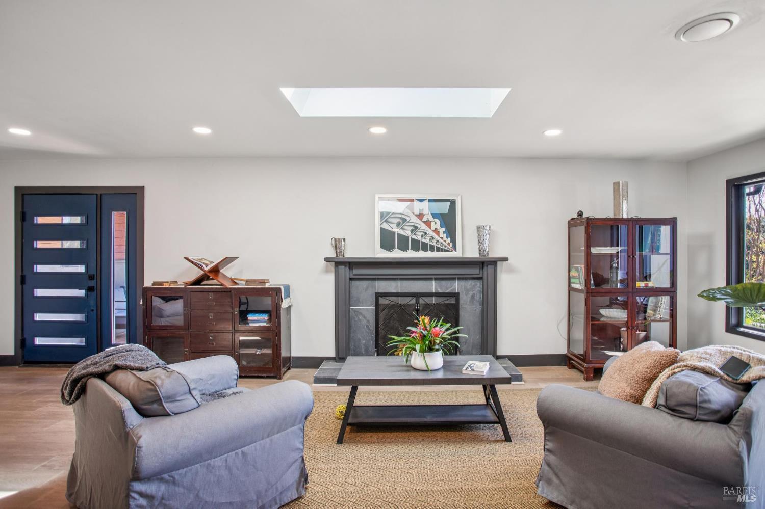 2100 Center Road Novato CA 94947