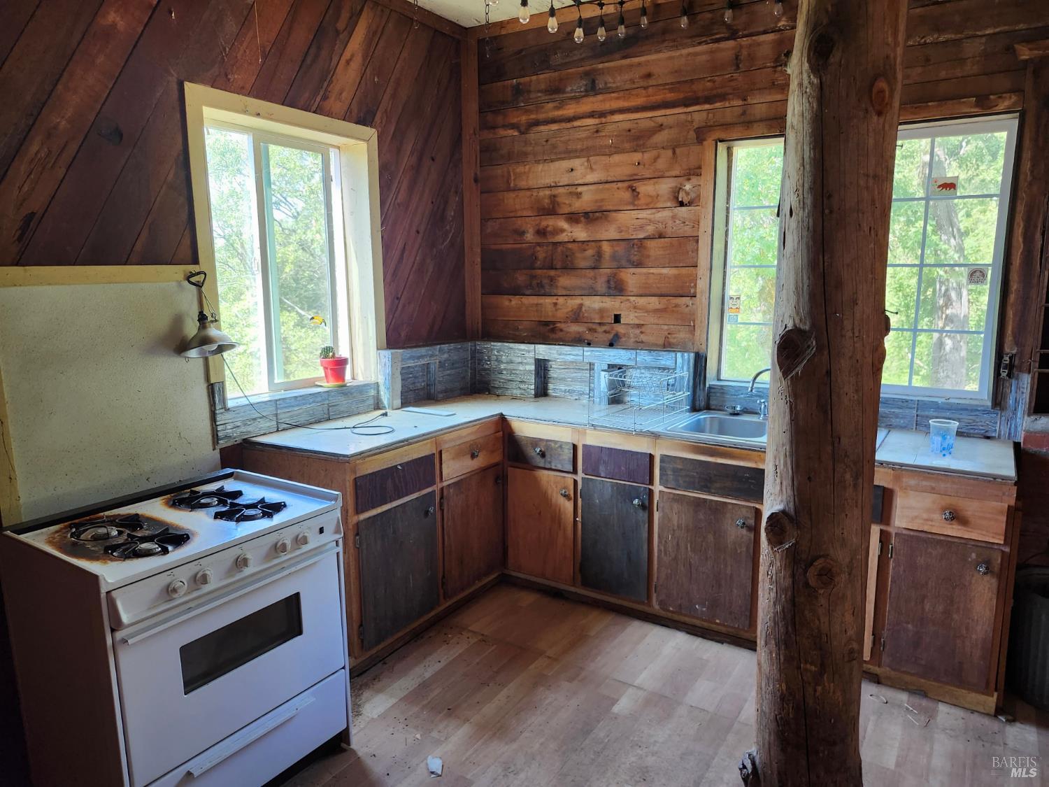 5635 Iron Peak Road Laytonville CA 95454