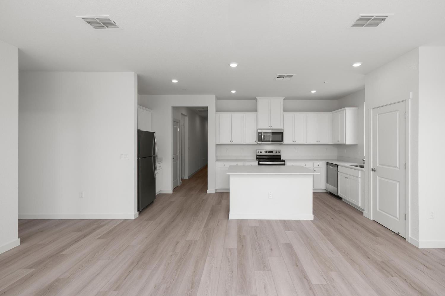 816 Chatham Lane Patterson CA 95363