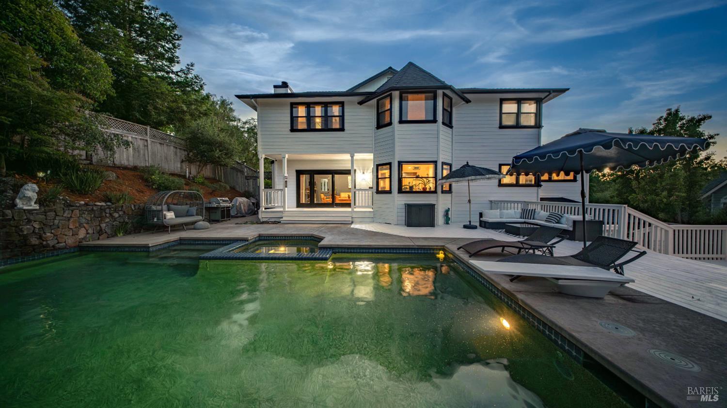 782 El Paseo Drive Petaluma CA 94952