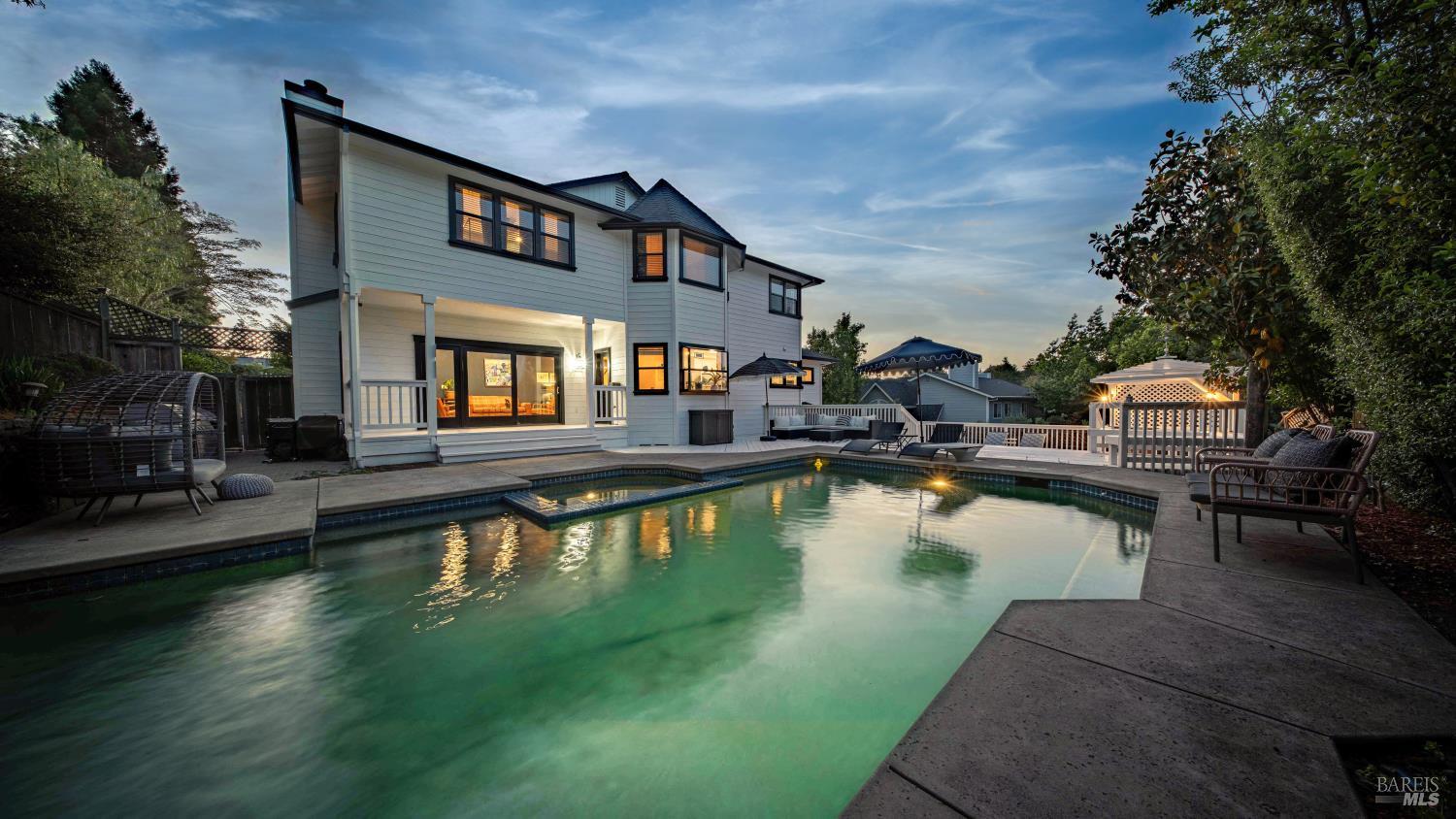 782 El Paseo Drive Petaluma CA 94952