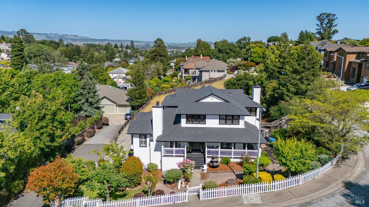 782 El Paseo Drive Petaluma CA 94952