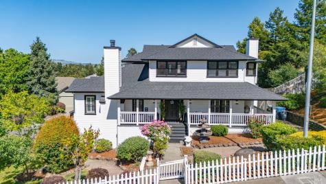 782 El Paseo Drive Petaluma CA 94952