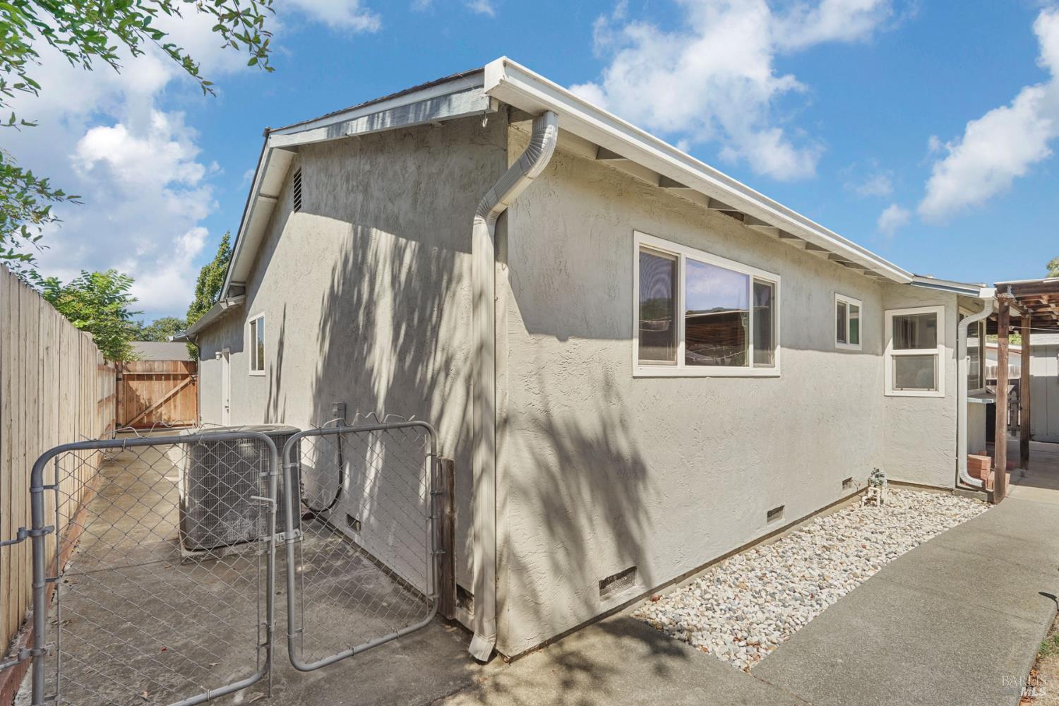 2242 Ross Place Fairfield CA 94533