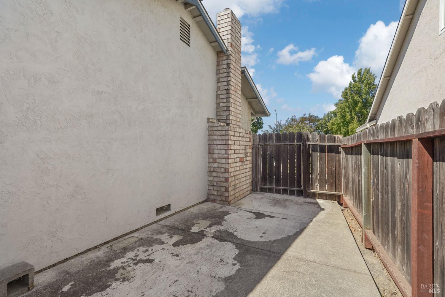 2242 Ross Place Fairfield CA 94533